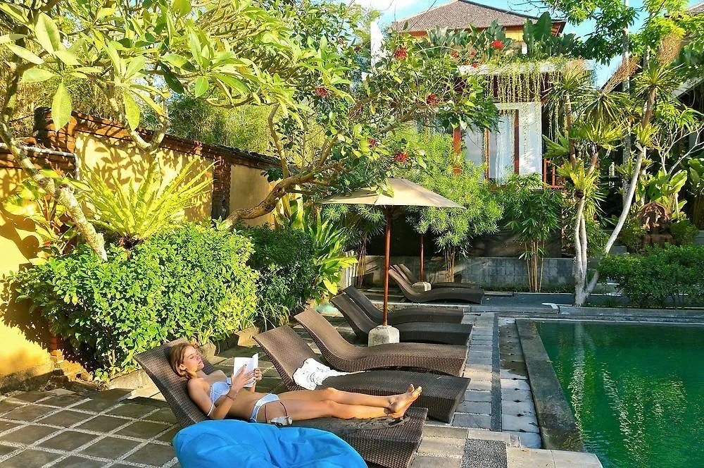 Aqua Octaviana Bali Villa Canggu  Canggu (Bali)
